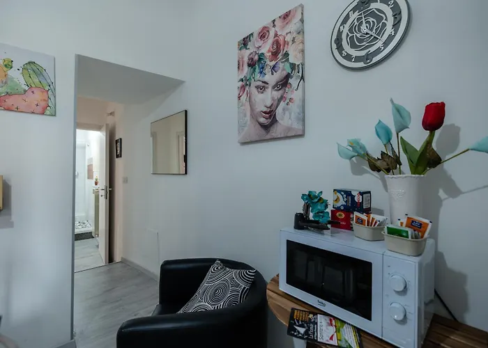 Casa Francesca Leonforte